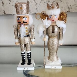 Gold Glitter Nutcracker and Queen Set